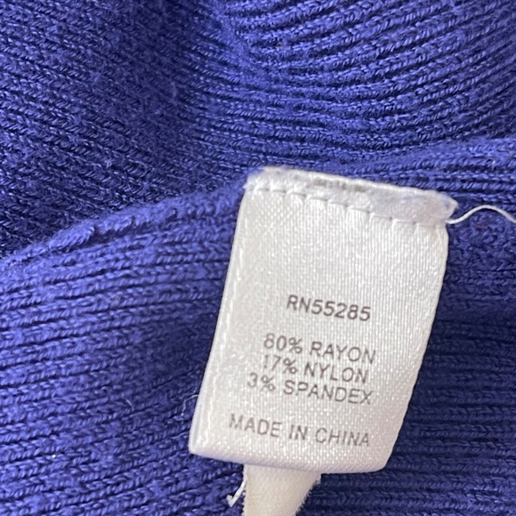 Express Knit Turtleneck Short-Sleeve with Buttons size XS Women's - Picture 12 of 13